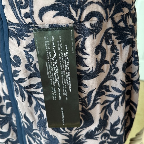 New with tag on BCBGMaxAzria Lilac Mauve Patterned Dress. - Picture 13 of 16